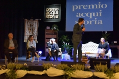 Foto d’insieme degli Autori e dei Giurati